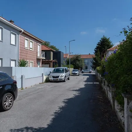 Holiday home Charming Bright House W/ Garden