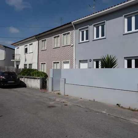 Charming Bright House W/ Garden Holiday home Porto